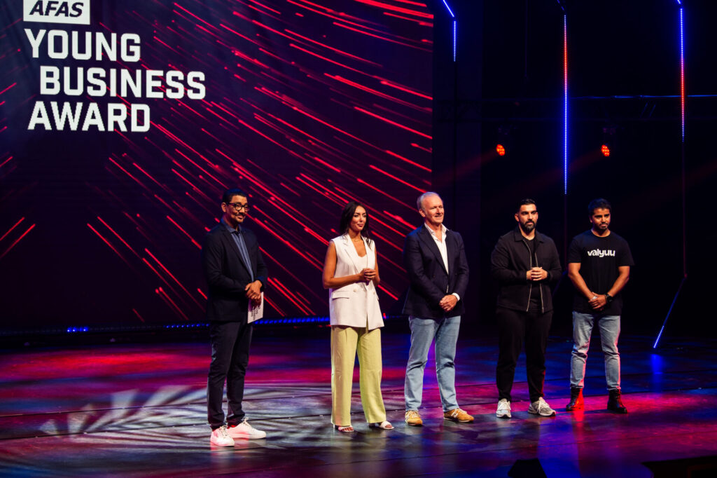De founders van Reliving, Marcel’s Green Soap en Valyuu staan als deelnemer in aflevering 2 van de AFAS Young Business Award.